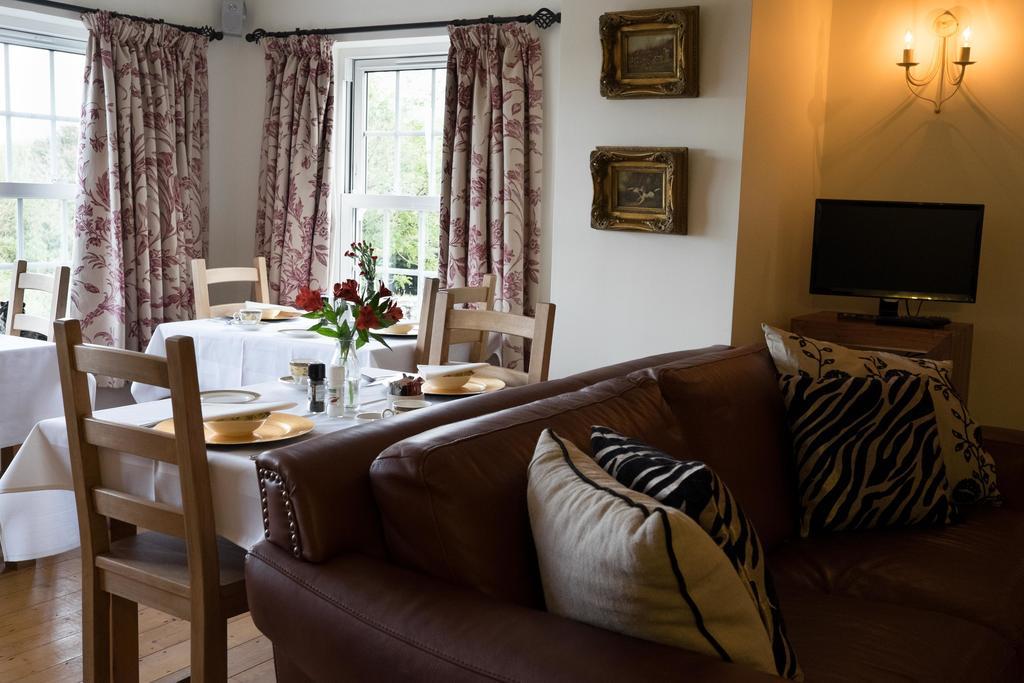 Bed and Breakfast Melorne Farm Camelford Esterno foto