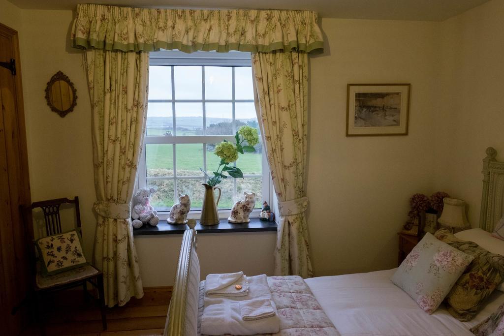 Bed and Breakfast Melorne Farm Camelford Esterno foto