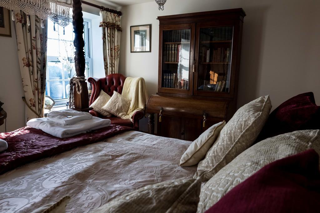Bed and Breakfast Melorne Farm Camelford Esterno foto